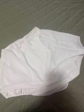 Women's White Elastic-Hem Crop Top - Unbranded